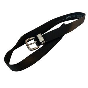 Vintage Levi’s Black Leather Belt 38‎ Silver Buckle Made in Canada Classic Style